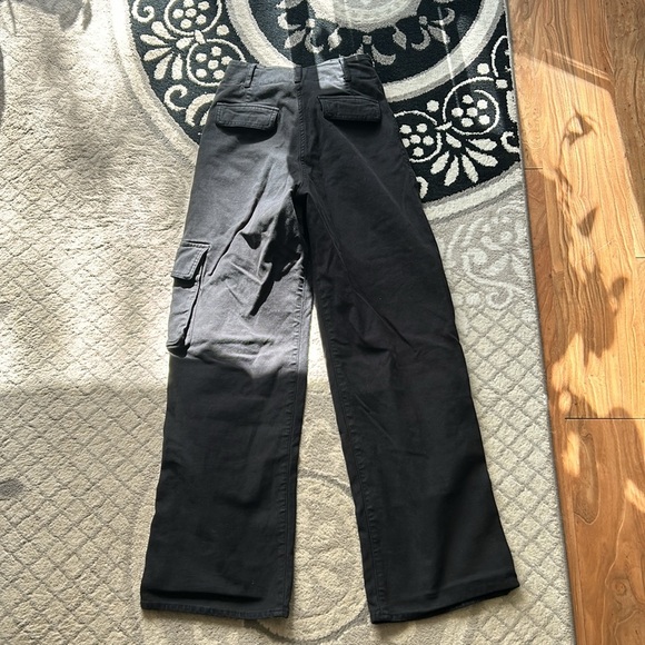 Wilfred Free Cargo Pant - Picture 3 of 3